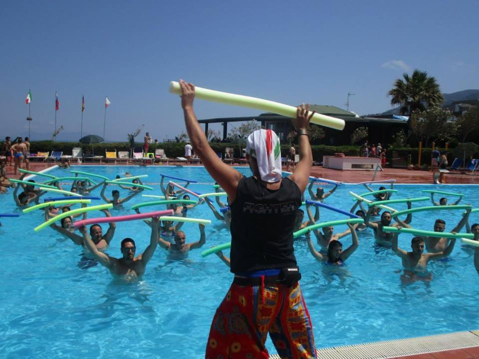 Villaggio Hotel Club Calanovellamare Piraino Bagian luar foto